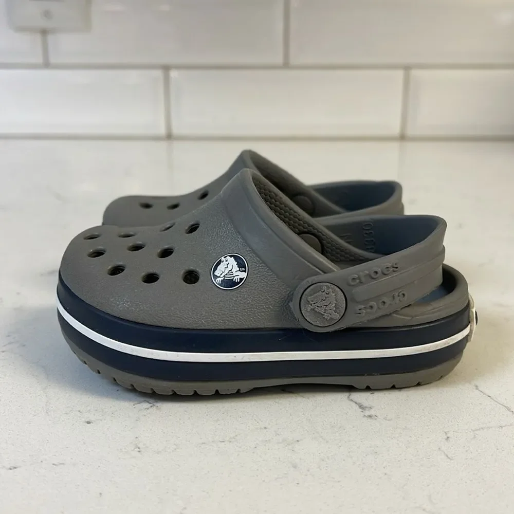 Crocs Unisex Kids Crocband Clog Size 4 Grey & Navy Blue